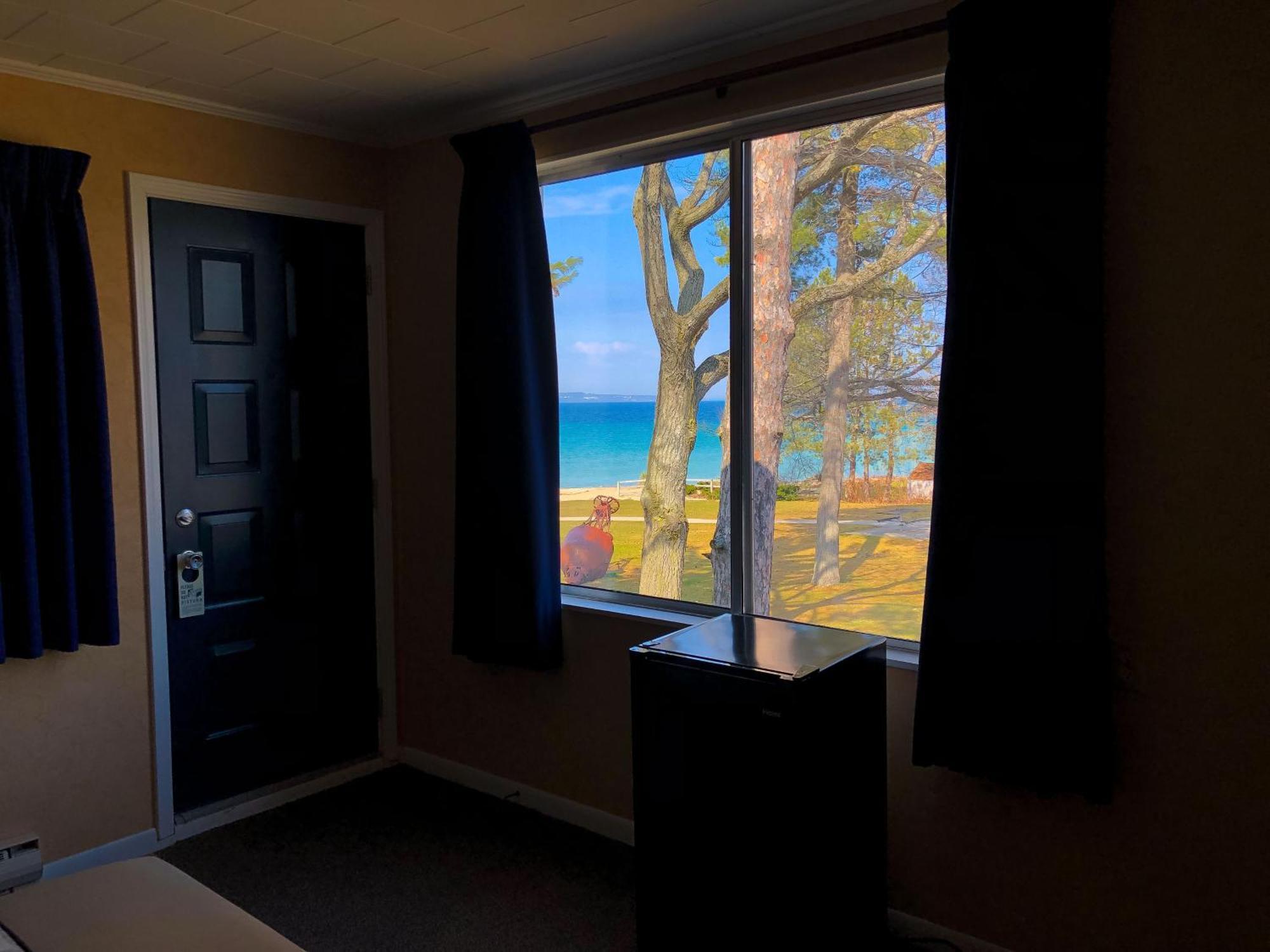 Riviera Motel Mackinaw City Ngoại thất bức ảnh