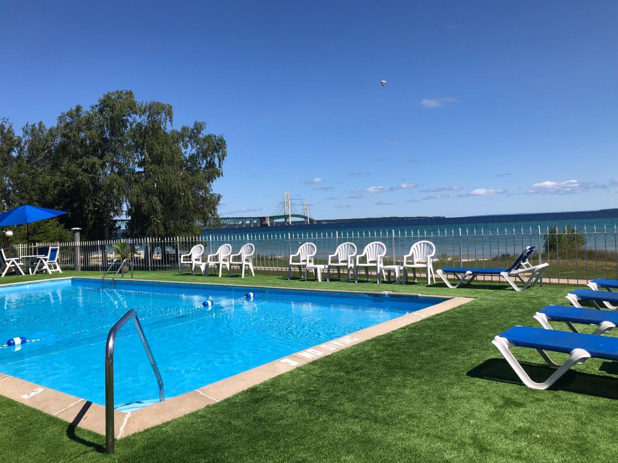 Riviera Motel Mackinaw City Ngoại thất bức ảnh